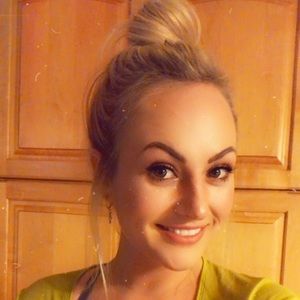 Meet your Posher, Valerie